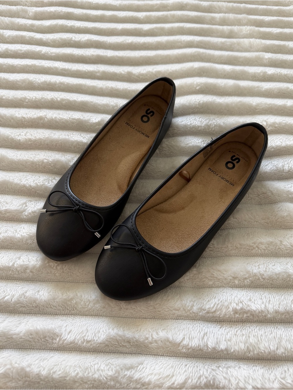 SO Black Ballet Flats with Bow Detail